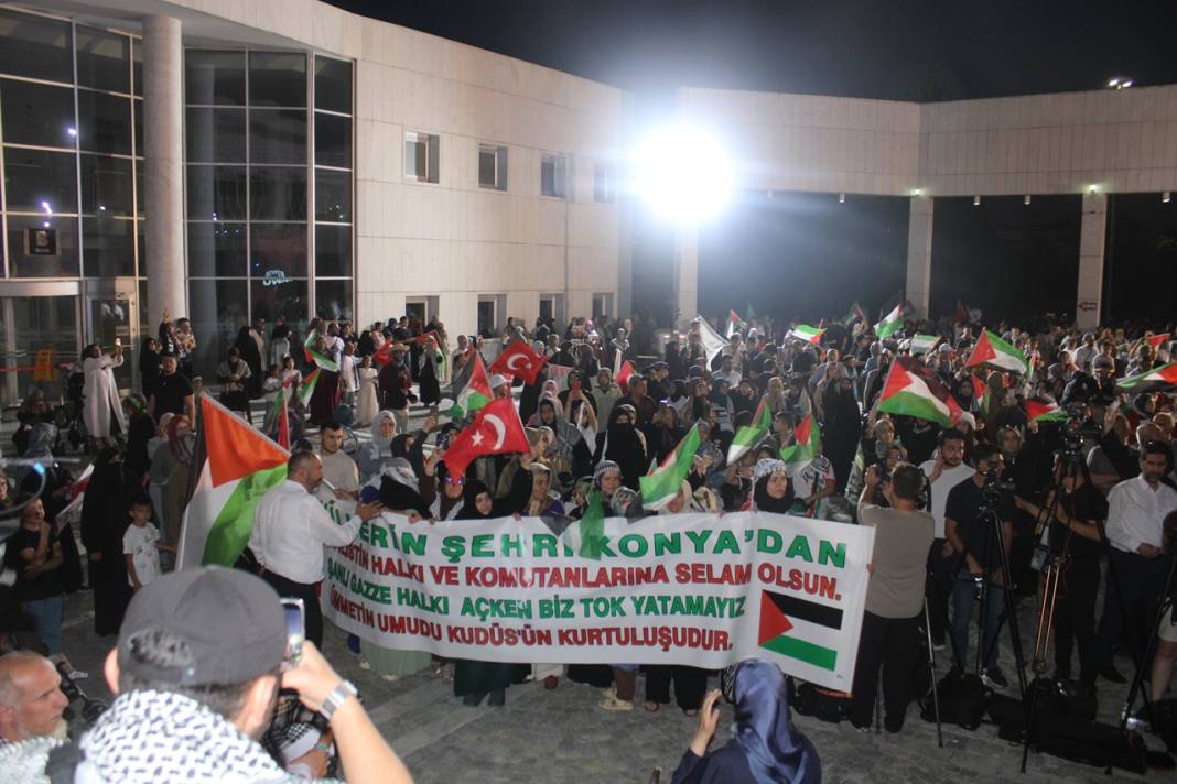 Konya'da Filistin'e destek mitingi! Kara Konvoyu coşkuyla karşılandı 1
